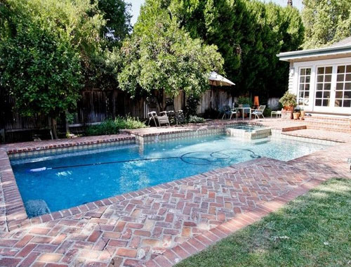 Backyard Showcase Swimming Pool Manufacturer in Rajkot